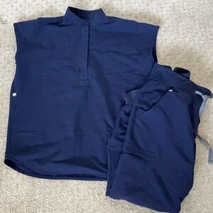 Figs Women's Navy Blue Scrub Set